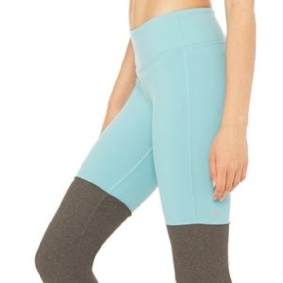 ALO Yoga Pants - Alo Yoga Goddess Legging Agave/Heather